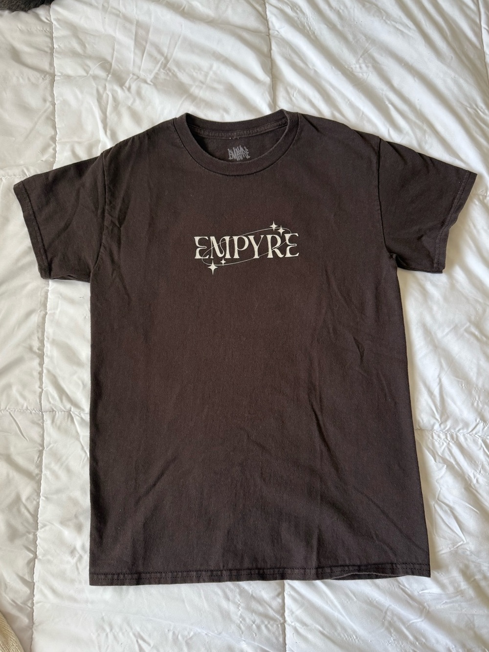 Women’s Whimsical Brown Empyre Skater Girl Tee Sz. S
